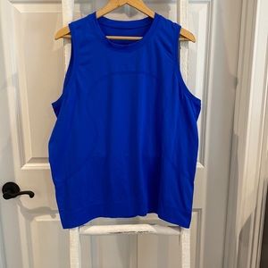 Lululemon relaxed fit muscle Tee